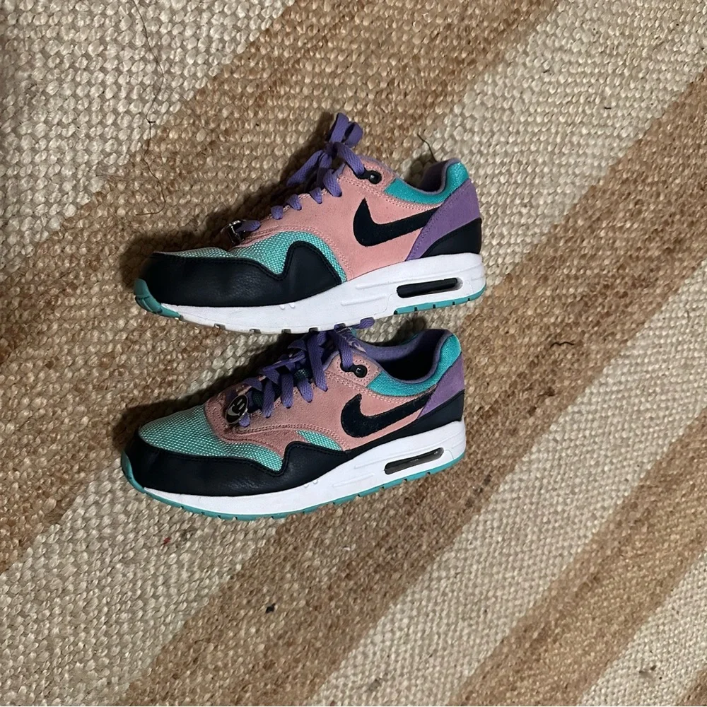 Nike “Have A Nike Day” Air Max 1 - size 8 Women - Picture 3 of 5
